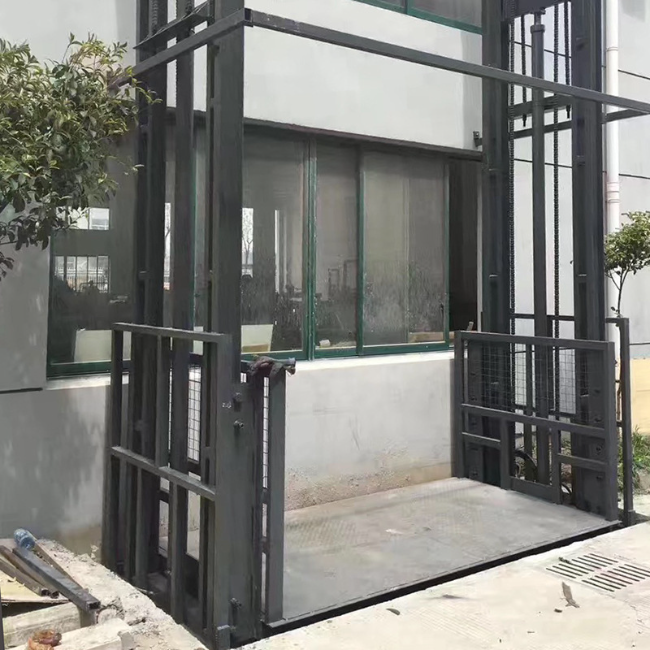 台前5吨室外升降货梯